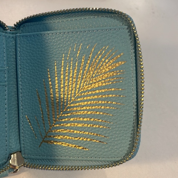 Cleobella Festive zip wallet NWOT - Picture 3 of 6